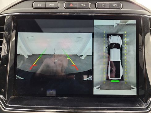 Used 2022 Ford F350 Platinum image 15