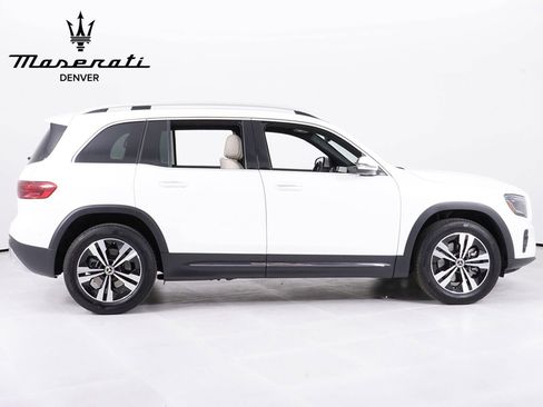 Used 2025 Mercedes-Benz GLB 250 4MATIC image 9
