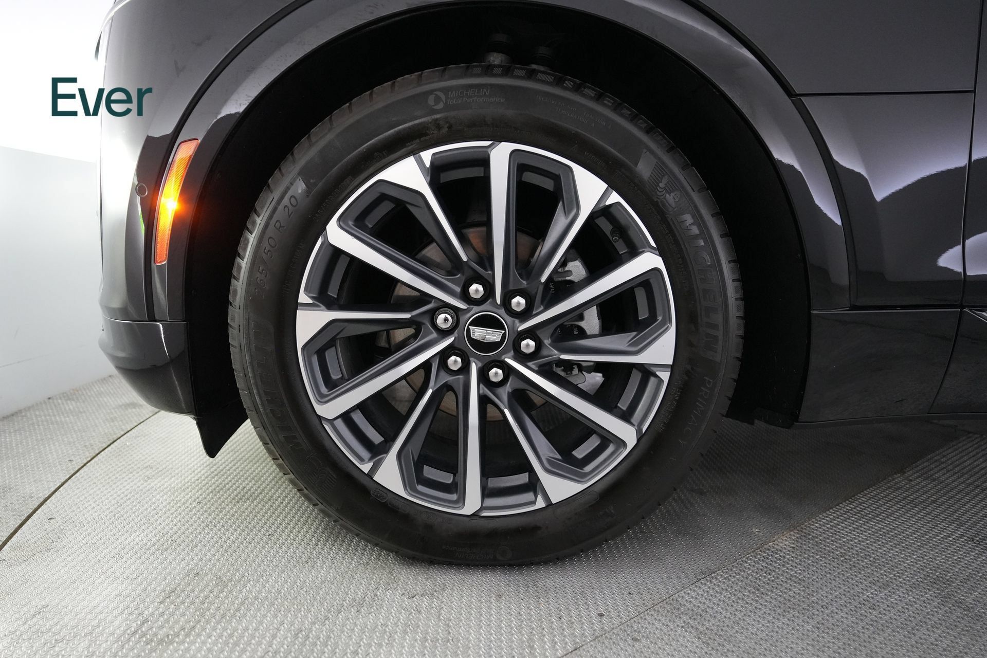Used 2024 Cadillac Lyriq Sport RWD image 19
