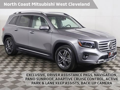 Used 2024 Mercedes-Benz GLB 250 4MATIC w/ Driver Assistance Package image 1