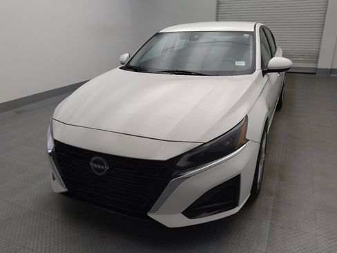 Used 2023 Nissan Altima 2.5 S FWD image 15