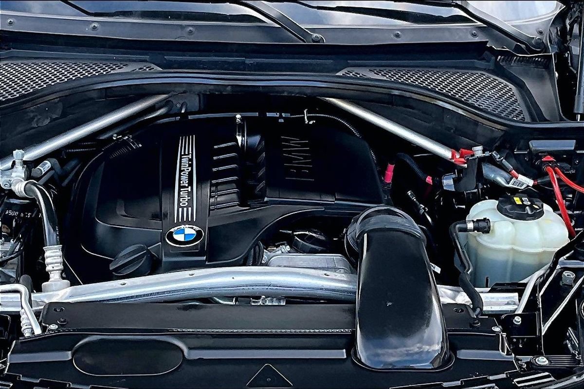 Used 2017 BMW X5 xDrive35i AWD/4WD image 42