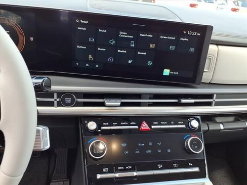New 2026 Hyundai Santa Fe SE FWD image 17