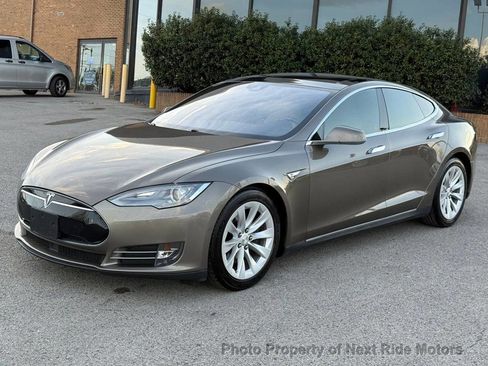 Used 2016 Tesla Model S 90D image 3