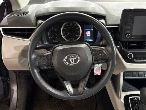 Used 2022 Toyota Corolla Cross L AWD/4WD image 13