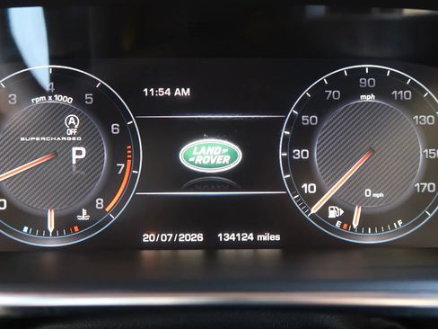 Used 2015 Land Rover Range Rover Supercharged AWD/4WD image 34