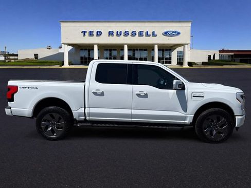 Certified 2022 Ford F150 Lightning Lariat AWD/4WD image 4