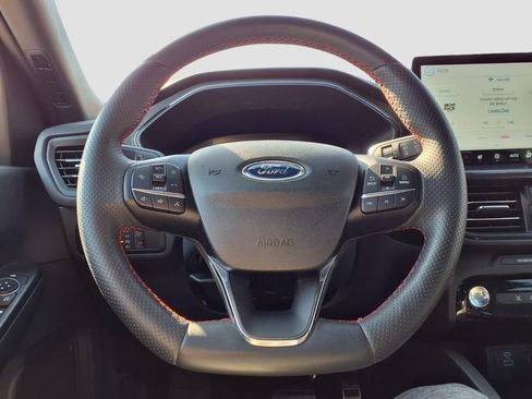 Used 2023 Ford Escape ST-Line w/ Tech Pack #1 AWD/4WD image 24