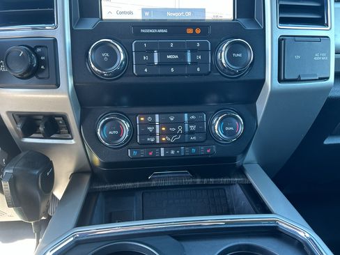 Certified 2021 Ford F350 Lariat w/ Lariat Ultimate Package AWD/4WD image 26