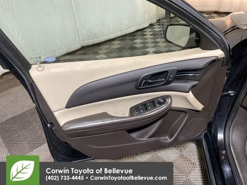 Used 2015 Chevrolet Malibu LT w/ Power Convenience Package image 24