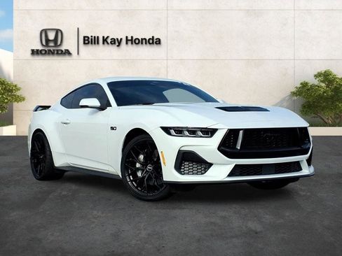 Used 2024 Ford Mustang GT Premium RWD image 1