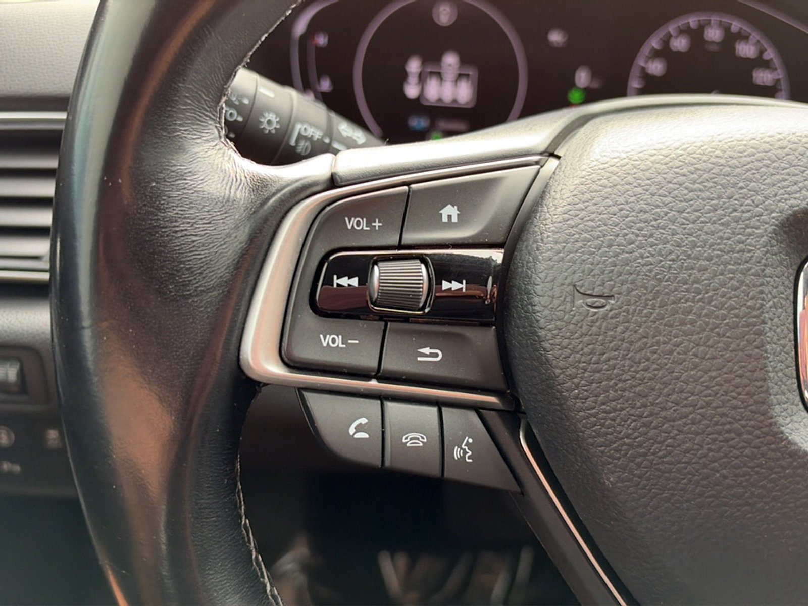 Used 2021 Honda Accord EX-L image 33