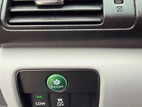 Used 2013 Honda Accord EX-L image 22