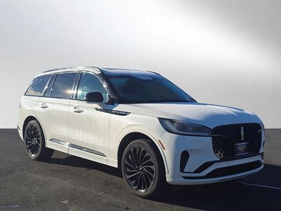 Used 2025 Lincoln Aviator Reserve w/ Jet Appearance Package