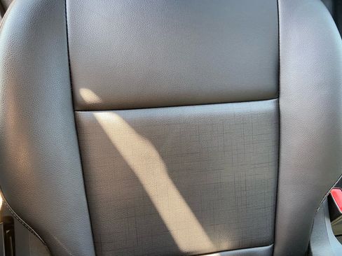 New 2025 Ford Transit 250 148 Medium Roof image 34