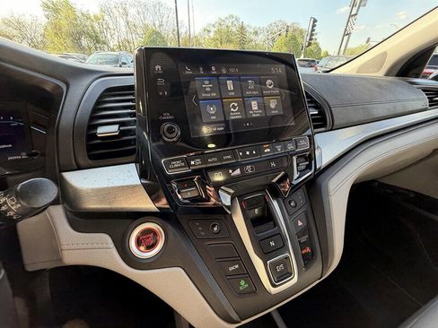 Used 2019 Honda Odyssey EX-L image 18