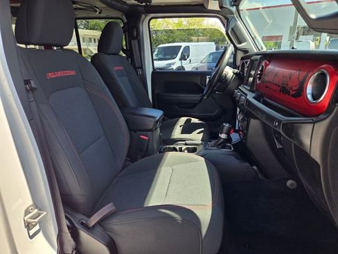 Used 2022 Jeep Wrangler Unlimited Rubicon w/ LED Lighting Group image 17