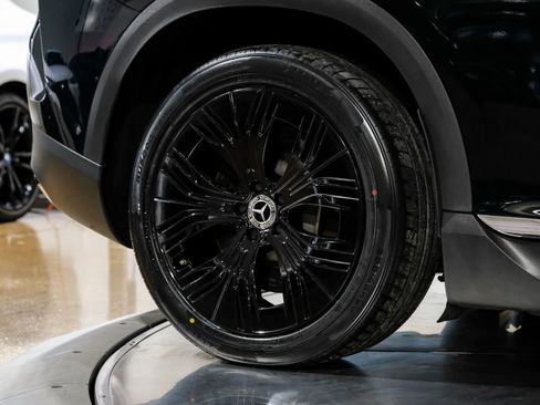 Used 2023 Mercedes-Benz EQE 350+ SUV image 16