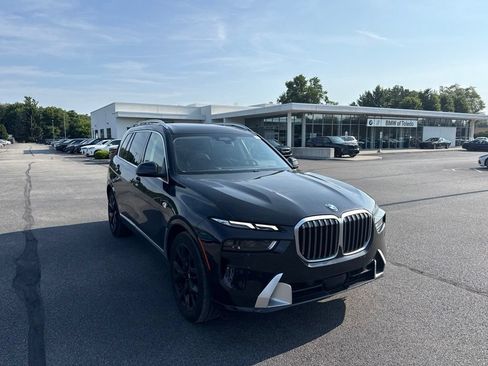 Used 2024 BMW X7 xDrive40i AWD/4WD image 1