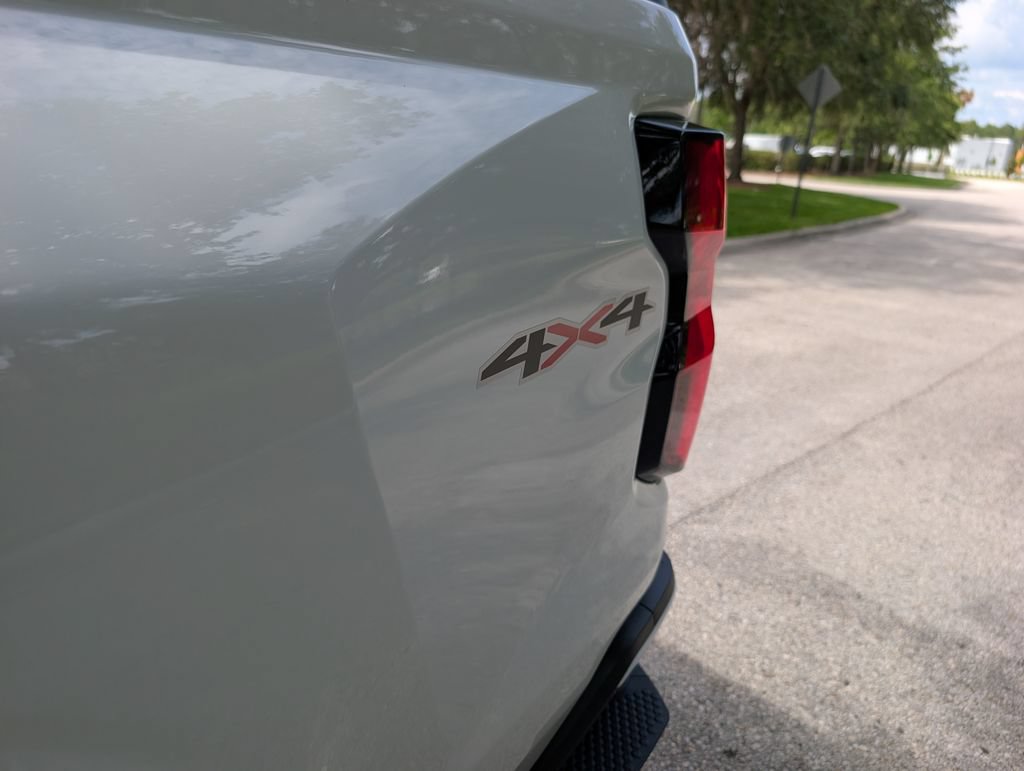 New 2026 Chevrolet Colorado LT w/ LT Convenience Package AWD/4WD image 15