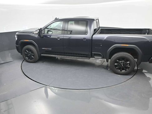 Used 2024 GMC Sierra 2500 AT4 w/ AT4 Premium Plus Package AWD/4WD image 49