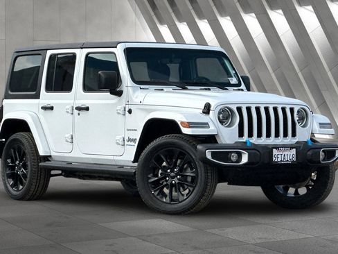 Used 2023 Jeep Wrangler Sahara image 2