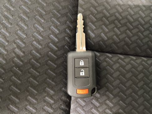 Used 2018 Mitsubishi Eclipse Cross ES image 32