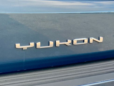 New 2026 GMC Yukon XL Denali w/ Sun & Power Step Package image 23