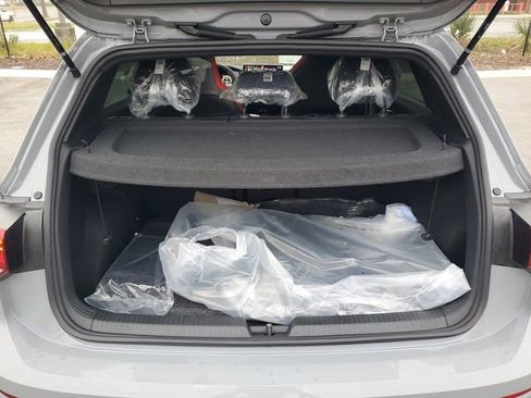 New 2026 Volkswagen GTI SE image 7