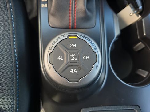 Used 2024 Ford Bronco Heritage Edition image 18