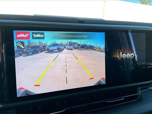 New 2025 Jeep Gladiator Rubicon image 30