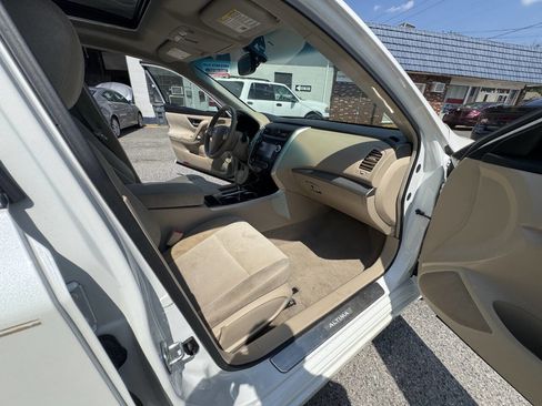 Used 2013 Nissan Altima 2.5 SV w/ 2.5SV Convenience Pkg image 59