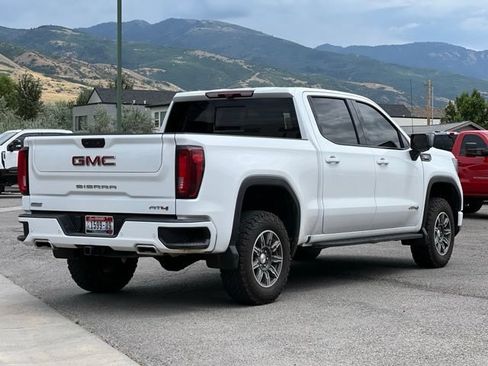 Used 2024 GMC Sierra 1500 AT4 w/ Technology Package AWD/4WD image 7