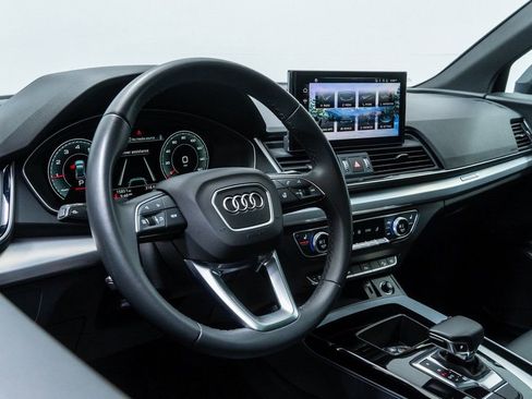 Used 2025 Audi Q5 2.0T Premium w/ Convenience Plus Package image 13
