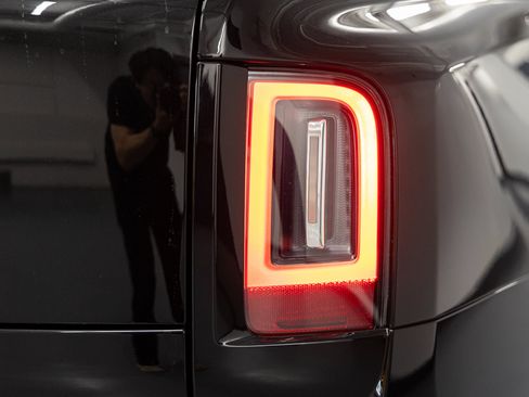 New 2027 Rolls-Royce Cullinan Black Badge AWD/4WD image 23
