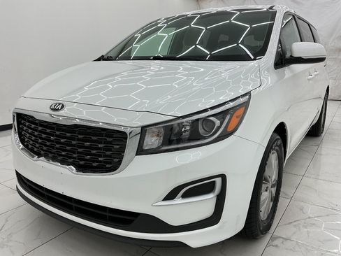 Used 2020 Kia Sedona L FWD image 1