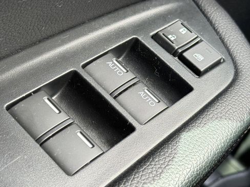 Used 2021 Honda Pilot Touring image 20