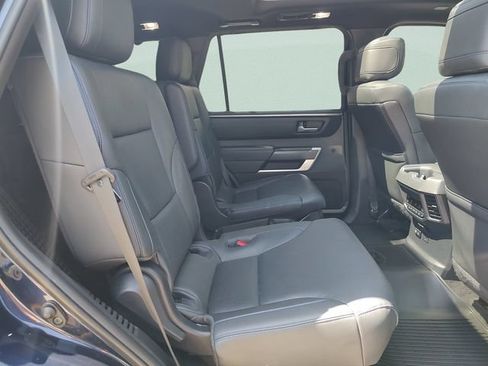 Used 2023 Toyota Sequoia Platinum AWD/4WD image 31
