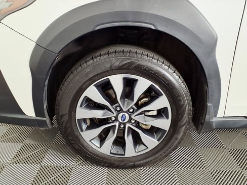 Used 2023 Subaru Outback Limited AWD/4WD image 7