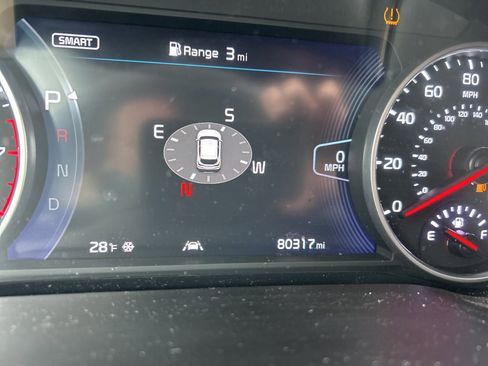 Used 2022 Kia Seltos SX w/ Sunroof Package image 8