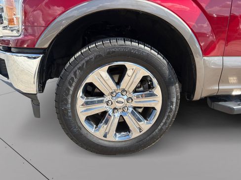 Used 2019 Ford F150 Lariat AWD/4WD image 9