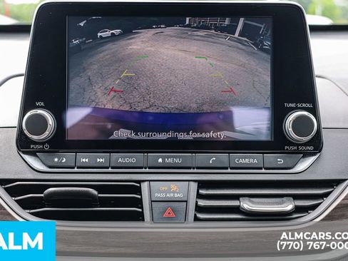 Used 2025 Nissan Altima 2.5 SV FWD image 35