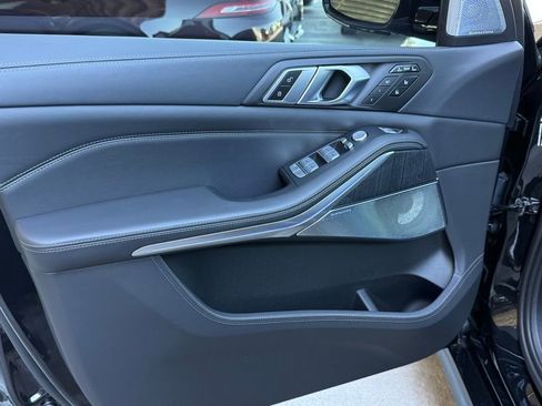 Used 2025 BMW ALPINA XB7 ALPINA XB7 image 22