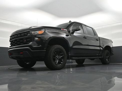 Used 2025 Chevrolet Silverado 1500 Custom Trail Boss AWD/4WD image 24