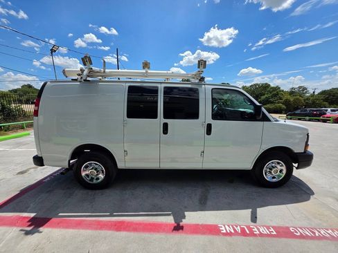 Used 2012 Chevrolet Express 2500 w/ Cold Climate Package RWD image 15