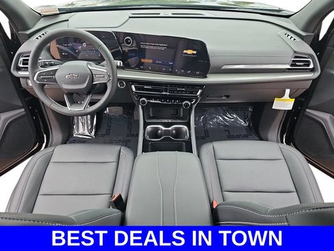 New 2026 Chevrolet Traverse LT w/ Midnight/Sport Edition FWD image 9
