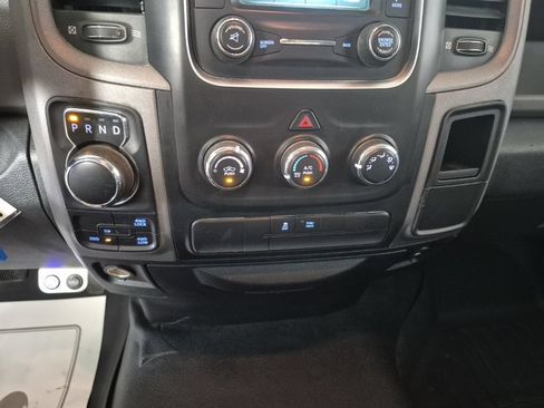 Used 2016 RAM 1500 Tradesman w/ Chrome Appearance Group AWD/4WD image 13