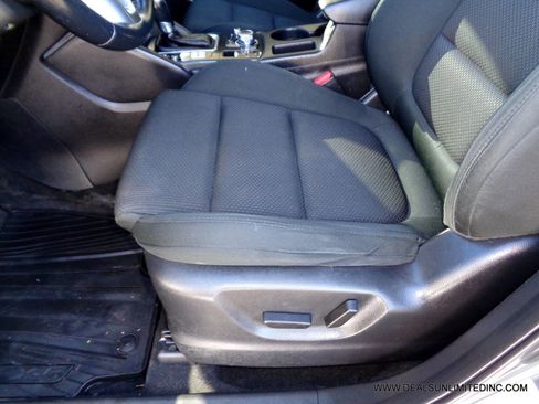 Used 2016 MAZDA CX-5 Touring image 7