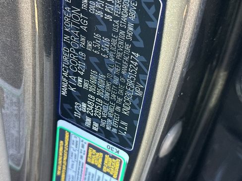 Certified 2024 Kia Niro EX image 31