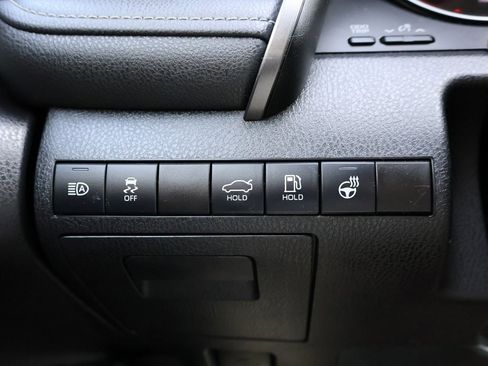 Used 2022 Toyota Camry XSE image 32